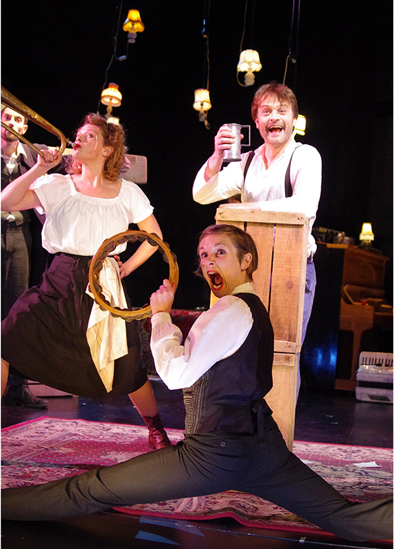 CHAT NOIR ! CABARET DES POÈTES ET DES GUEUX