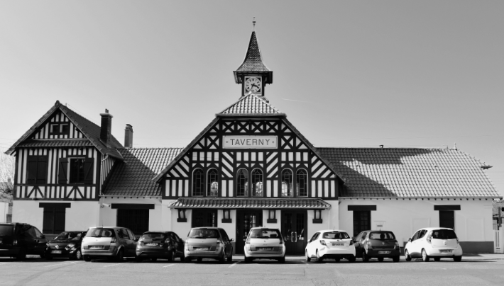 Exposition à la gare de Taverny