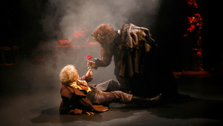 LA BELLE ET LA BÊTE